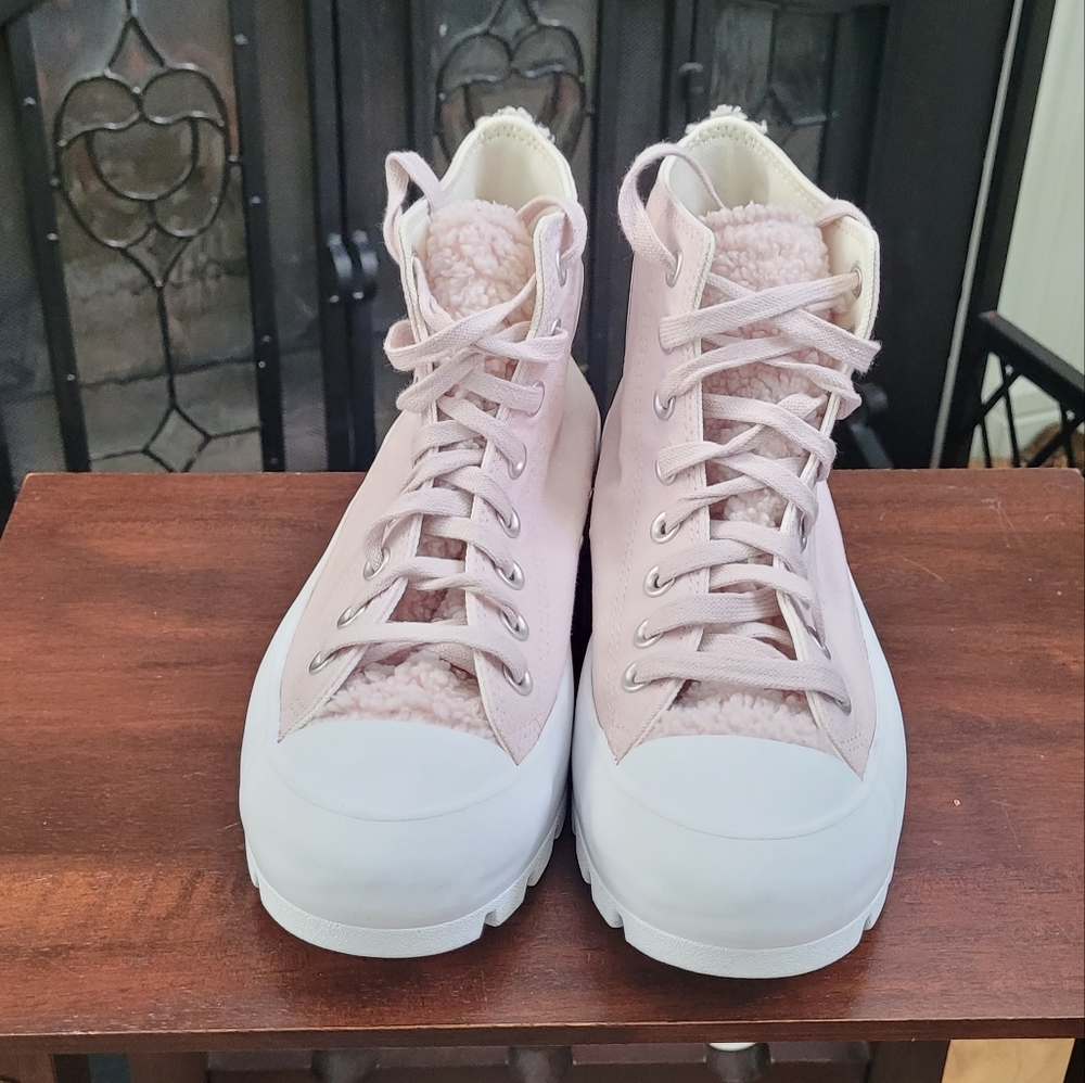 Converse Chuck Taylor All Star Lugged Cozy Shoes - A04448C  'Barely Rose'